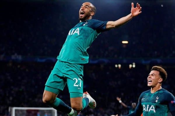 Линекер ва Фердинанд Моуранинг 96-дақиқада киритган голидан сўнг қандай ҳолатга тушишди? (видео)