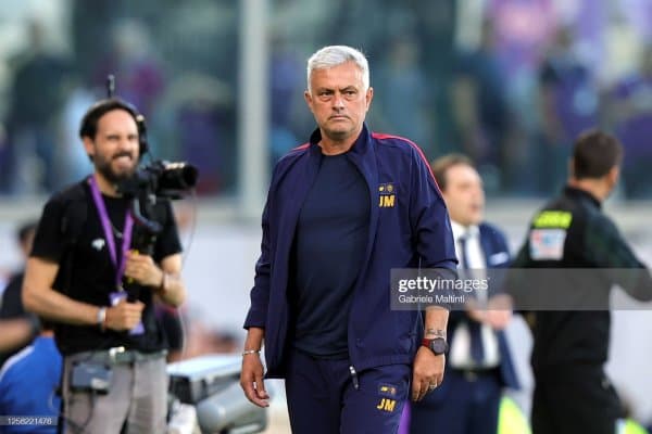 Моуриньо финал олдидан: "Кетма-кет икки еврокубок финалига чиқишни фақат катта клублар қила олади"