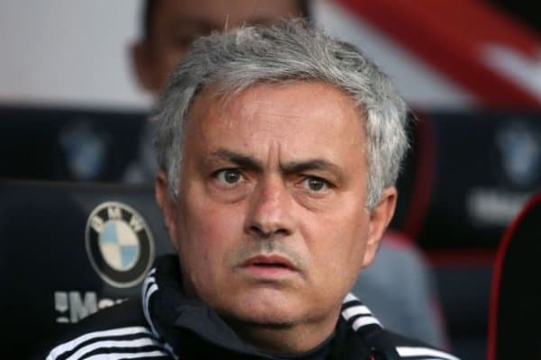 Моуриньо МЮнинг қишки трансферлардаги асосий мақсади қайси футболчилар бўлишини айтди