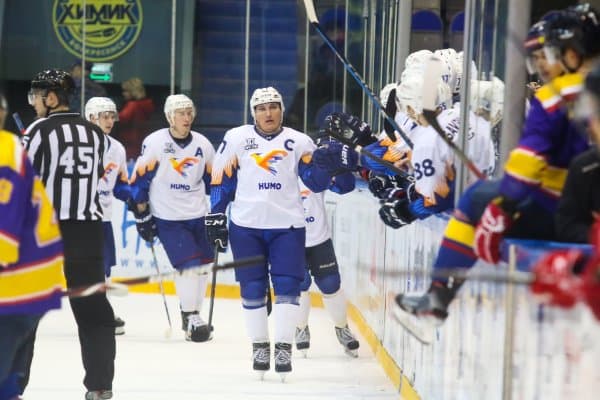 ВХЛ. Шербинанинг голлари "Ҳумо"ни мағлубиятдан қутқара олмади