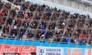 "Насаф"нинг кечаги ғалабасини стадиондан кузатган бахтли инсонлар (фотогалерея)