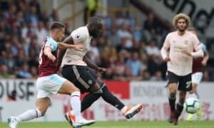 МЮ сафарда "Бёрнли" майдонидан муҳим 3 очко билан қайтди (видео)