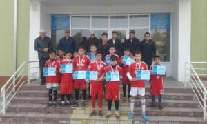 Чортоқда 10-11 ёшли футболчилар ўртасида вилоят очиқ турнири бўлиб ўтди