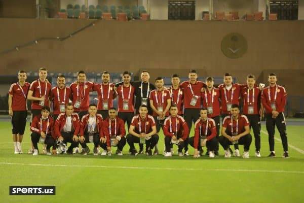 ОЧЛ. "Насаф" ва Қатар клуби футболчилари стадионга етиб келишди (Фоторепортаж)