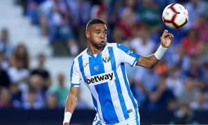 "Арсенал" ва "Боруссия Д" 22 ёшли марокашлик футболчи учун кураш олиб бормоқда