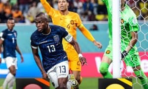 Нидерландия ва Эквадор жамоалари ўртасидаги баҳс видеошарҳини томоша қилинг