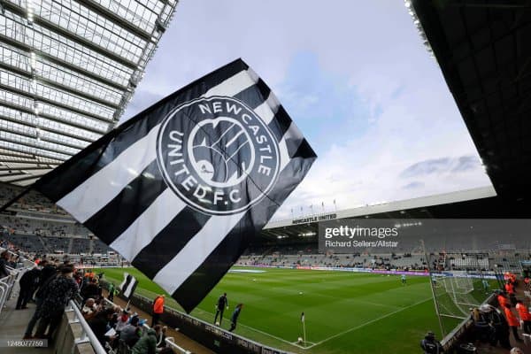 "Ньюкасл" 18 ёшли иқтидор билан шартнома имзолади 