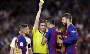 “Барса” энг катта маош оладиган икки юлдузни кўчада қолдирмоқчи