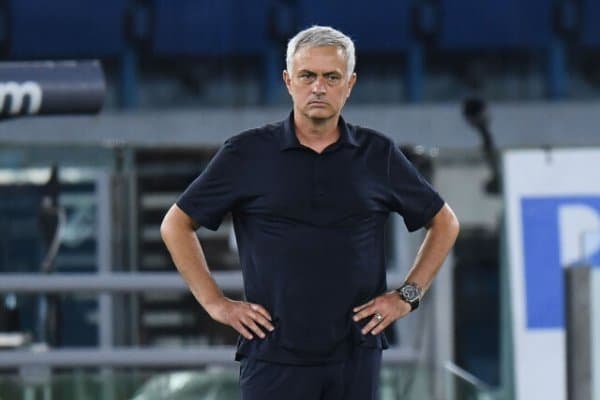 Моуриньо шогирди Қатардаги жаҳон чемпионатига бориши кераклигини айтмоқда