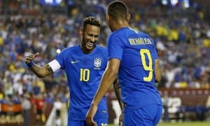 "Чўкаётган кема"дан бир "йўловчи" тушиб қолмоқчи 