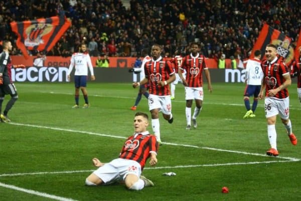 Лига 1. Ўтган тур ПСЖни мағлуб этган "Лион" бу тур "Ницца"га ютқазиб қўйди