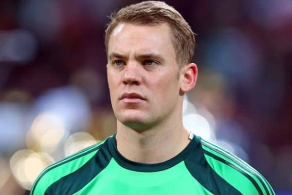 Нойер жароҳат олди