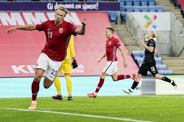 Холанд дебют голини киритди