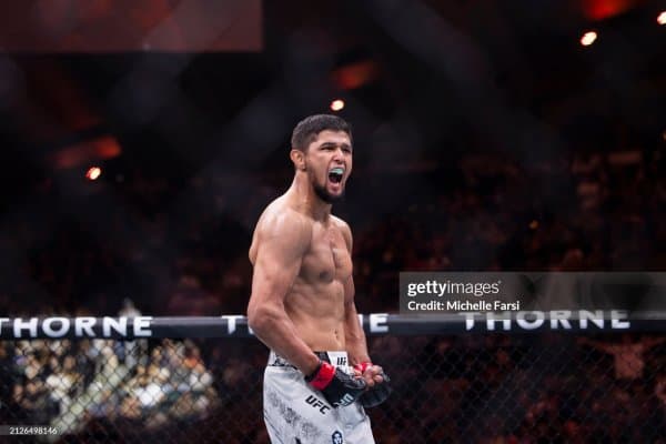 Расман! Нурсултон Рўзибоев UFC билан бир нечта жангга шартнома имзолади