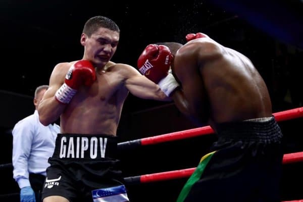 Маҳмуд Ғоипов профессионал боксдаги дастлабки мағлубиятни қабул қилди