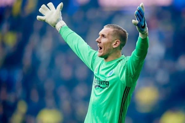 "Рома"да Алиссоннинг ўрнини эгаллайдиган дарвозабон Римга етиб келди (ФОТО)