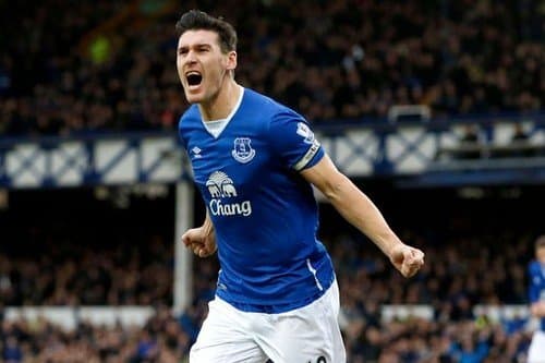 Рақибининг "юрагини олган" футболчилар 