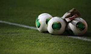 Ёш дарвозабонни қўшни отиб ташлади (фото)