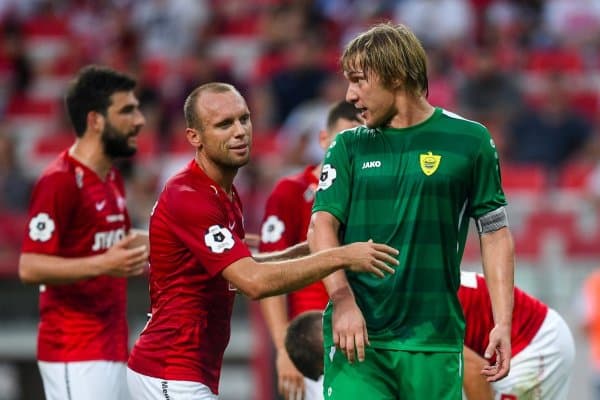 "Анжи" сардори: Ярим йилдан буён текинга футбол ўйнаб юрибман