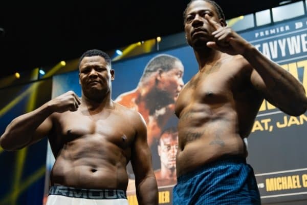 Баҳодир Жалолов ёрдам берган боксчи чемпионлик камари учун саралаш жангида иштирок этади