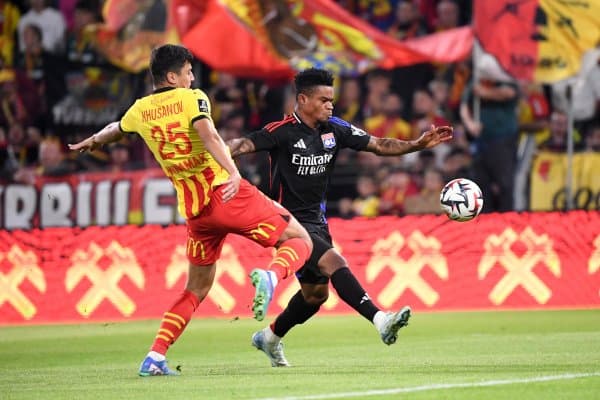 Ҳайратдамиз, Ҳусанов бу гал ҳам боплади! Франциялик мухлислар легионеримиз ҳақида яна нималар деди?