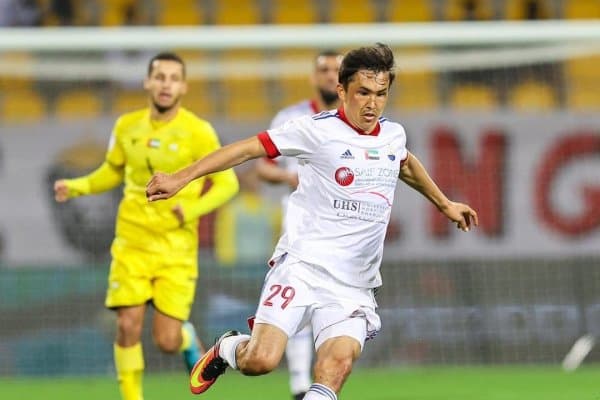 Отабек Шукуров жамоаси қўшиб берилган дақиқаларда иккита гол уриб, финалга йўл олди