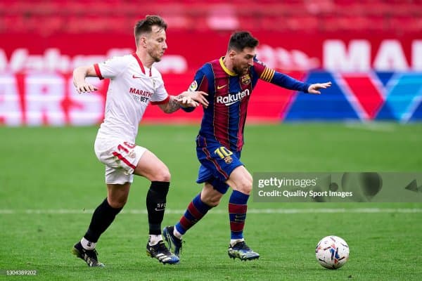 Ракитич: "Месси бу совринни ҳеч қачон қўлга кирита олмайди"