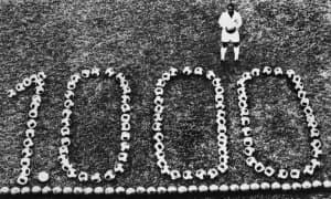 Биласизми? Бундан роппа-роса 49 йил олдин Пеле фаолиятидаги 1000-голни урган