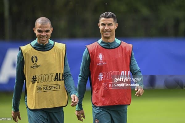 Яна бир афсона фаолиятини якунлаш арафасида