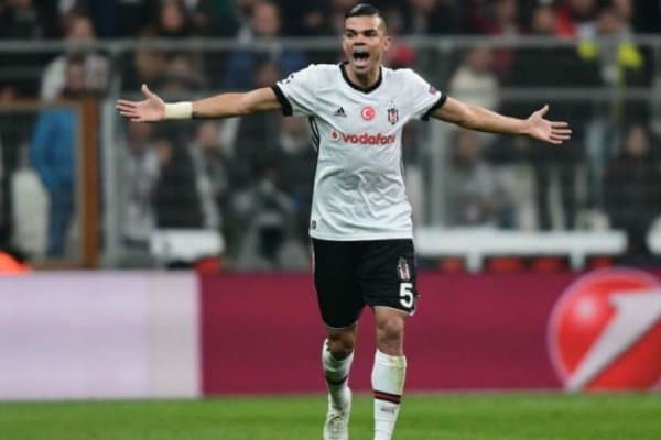 Пепе "Бешиктош" билан шартномасини бекор қилди