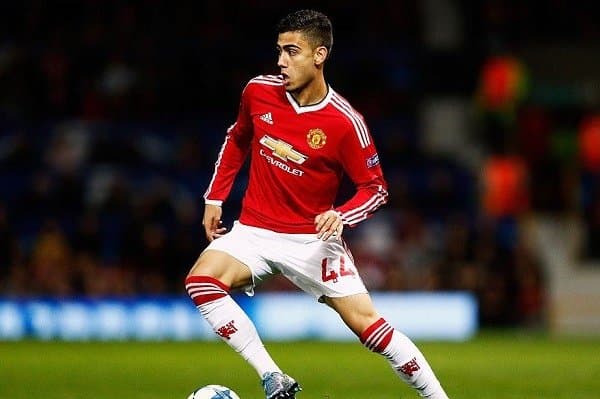 МЮ хавбеки фаолиятини Бразилияда давом эттириши мумкин