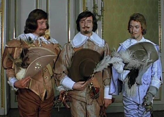 Профессионал боксимизнинг "Уч мушкетёр"лари 