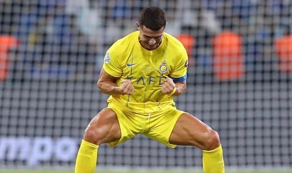 “Барса” футболчиси: Роналдуни ёмон деганларнинг ўзи аҳмоқ!