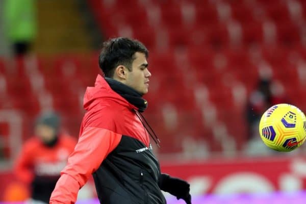 Остон Ўрунов: "Ҳар иккала жамоада дўстларим бор"