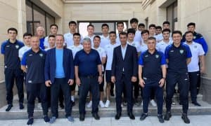 ЎФА раҳбарияти Жаҳон чемпионати иштирокчисига қарши ўйинга тайёрланаётган ёшлар жамоамиз билан учрашди