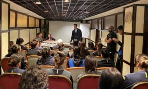 Равшан Эрматов Венгрияда йиғин ўтказаётган терма жамоамиз билан учрашди