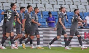 "Фотиҳ Карагюмрюк" "Башакшеҳир"ни ишончли ҳисобда мағлуб қилди.