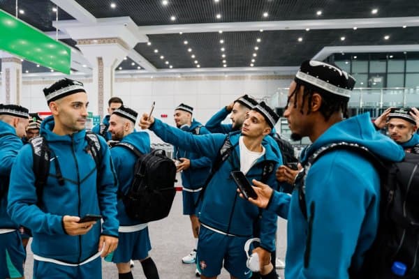 Амалдаги Жаҳон чемпионлари Тошкентга етиб келди