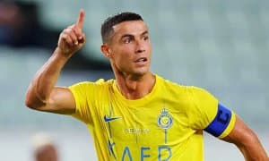 Роналду “даҳшатли рекорди”дан кейин йиғлатадиган гаплар айтди