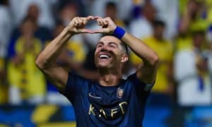 Роналду учта сирни очди