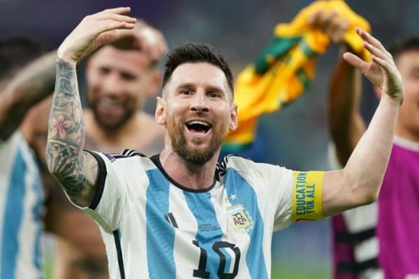 Месси бу ишни бир сонияда уддалайди