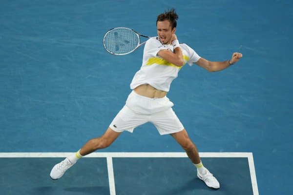 "Australian Open": Жоковичнинг финалдаги рақиби маълум бўлди