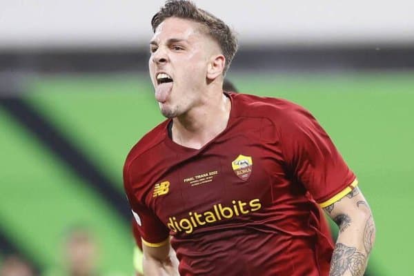 “Рома” юлдузлик касалига чалинган Дзаньолони “синдирмоқчи”!