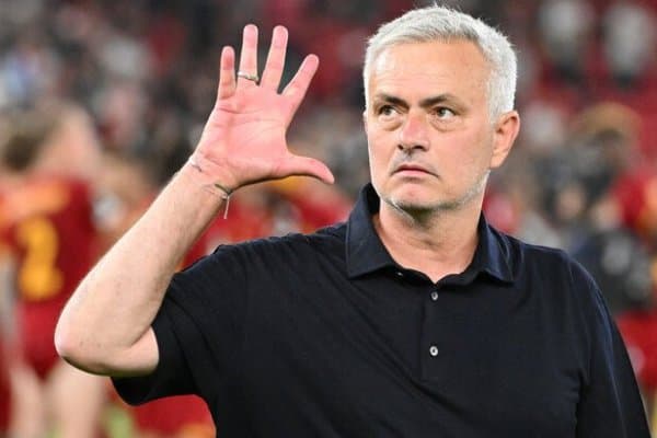 Моуриньо сўнаётган юлдузни қутқармоқчи