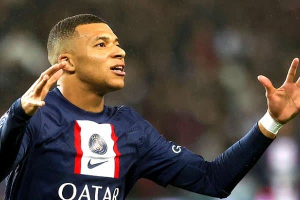 Ёзда эркин агентга айланадиган 10 юлдуз. Улар орасида Мбаппе бор