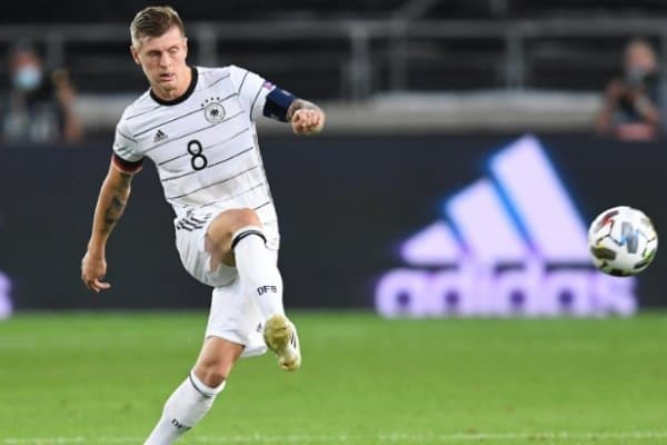 Тони Кроос нимадан ташвишланаётганини айтди