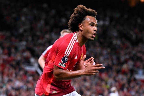 Янги ўйинчи бир зарба билан “Манчестер Юнайтед”га рекорд келтирди