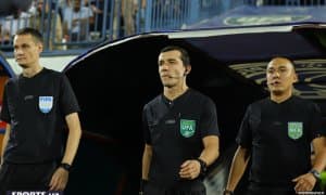 Каримов "Насаф" - "Нефтчи" ўйинини бошқаришга ҳақлими? "Навбаҳор"нинг Тошкентдаги ўйинида унинг нима қилганини кўрдингизми?