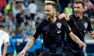 "Барселона" Ракитични Салоҳга алмаштирмоқчи