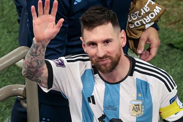 Месси бу футболчи маҳоратига тан берди